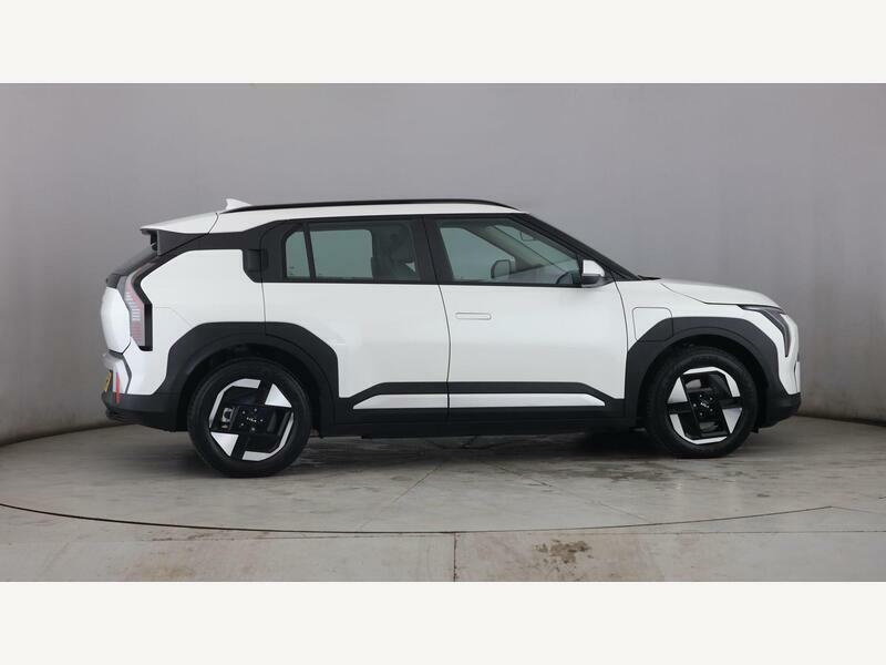 Kia EV3 81.4Kwh Air White #3