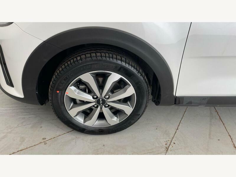 Kia Stonic 1.0T Gdi 98 2 White #16