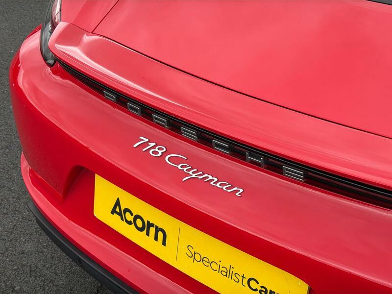 Porsche 718 Cayman 4.0 Gt4 Yellow #33
