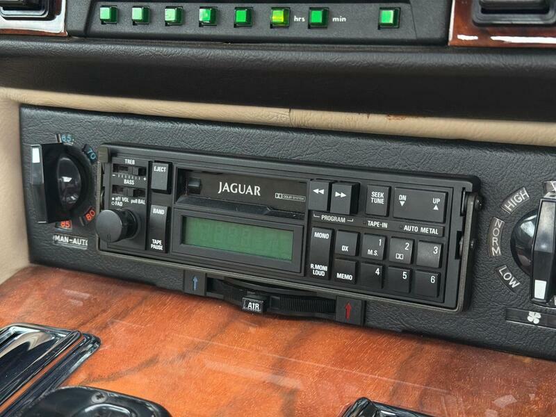 Jaguar XJS 5.3 V12 - Ultra Low Mileage And Owners Red #20