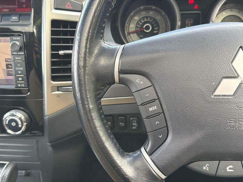 Mitsubishi Shogun 3.2L Di-dc 187 Sg5 Grey #16