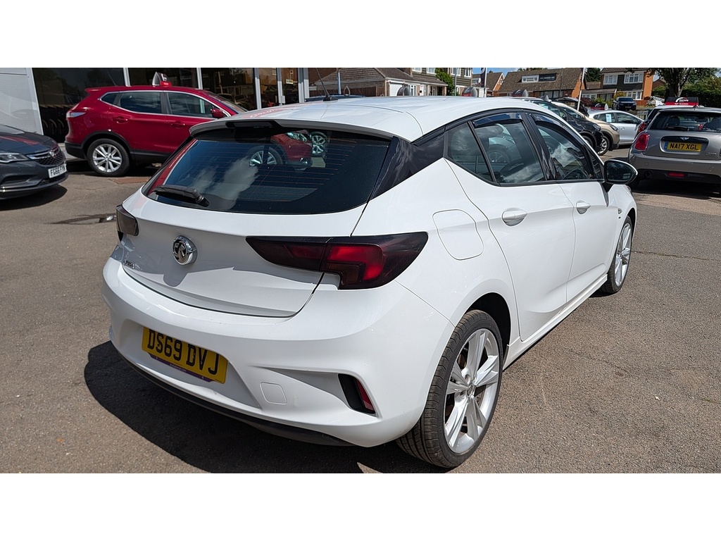 Vauxhall Astra I Turbo Sri VX Line DS69DVJ White #3
