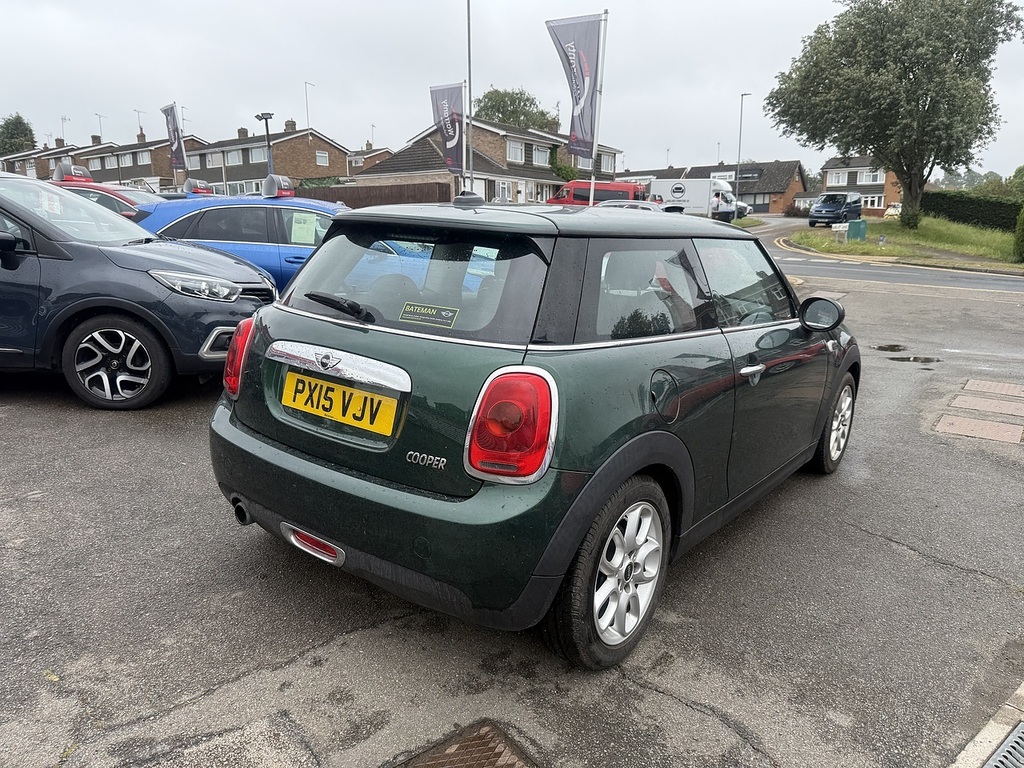 Mini Hatch Cooper Green #3