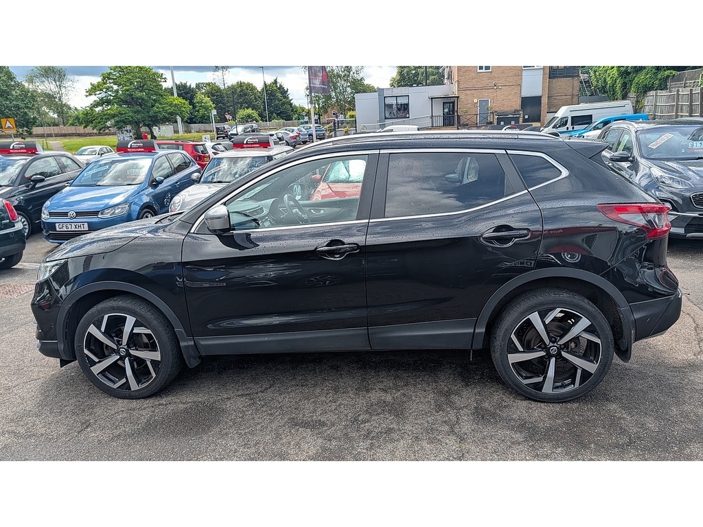 Nissan Qashqai Dig-t Tekna HJ68JJE Black #6