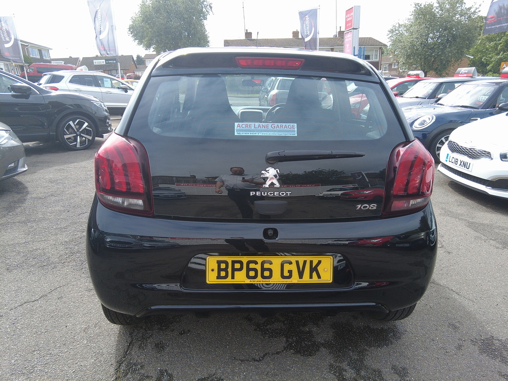 Peugeot 108 Active Black #4
