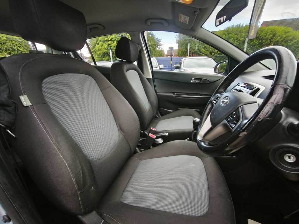 Hyundai I20 1.2L Active Blue #6