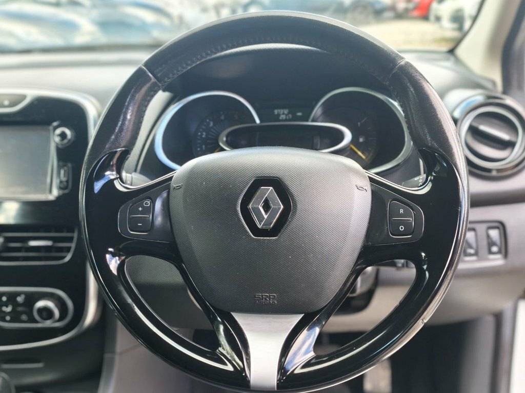 Renault Clio 1.5L Dynamique S Nav White #3