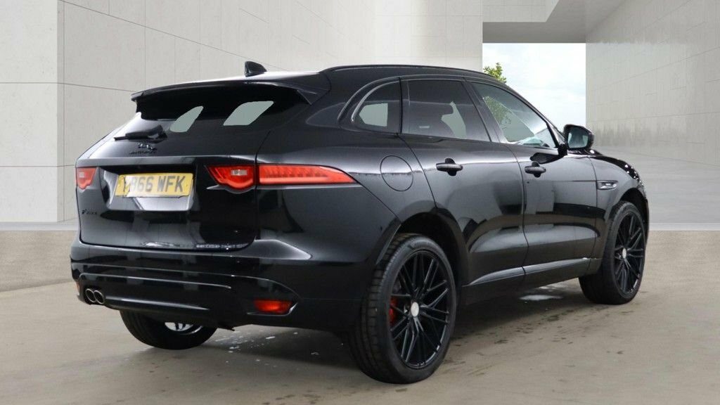 Jaguar F-Pace 2L R-sport Black #4