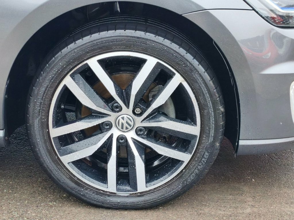 Volkswagen e-Golf Volkswagen Golf E-golf 136Ps 1-Speed White #23