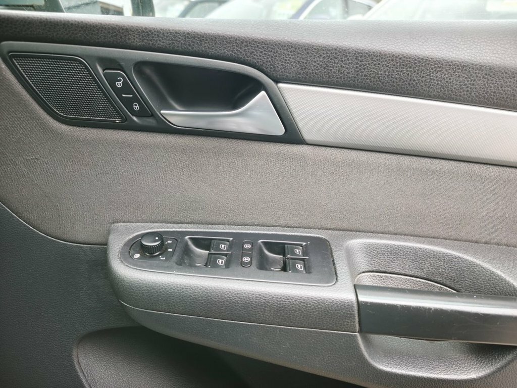 Volkswagen Sharan Mpv 2.0 Tdi Bluemotion Tech Se 201565 Grey #17