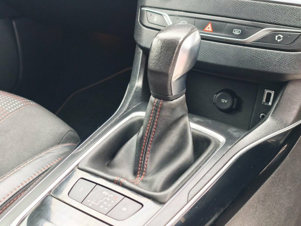 Peugeot 308 SW 1.2 Puretech Active Black #12