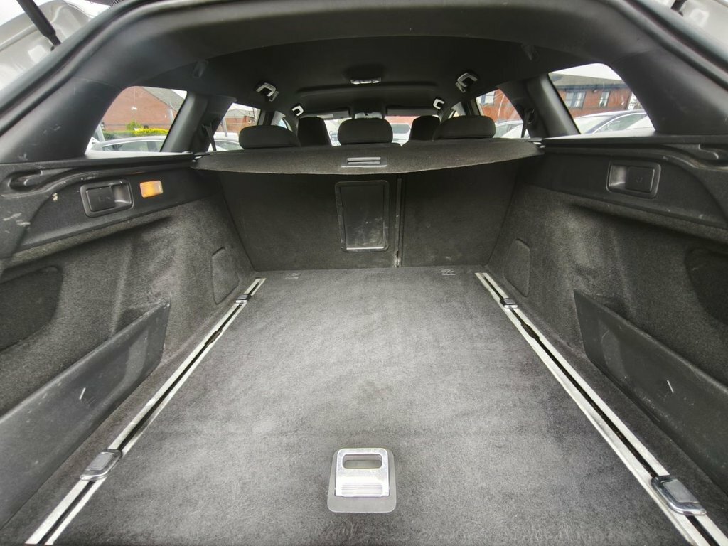 Peugeot 308 SW 1.2 Puretech Active Black #20