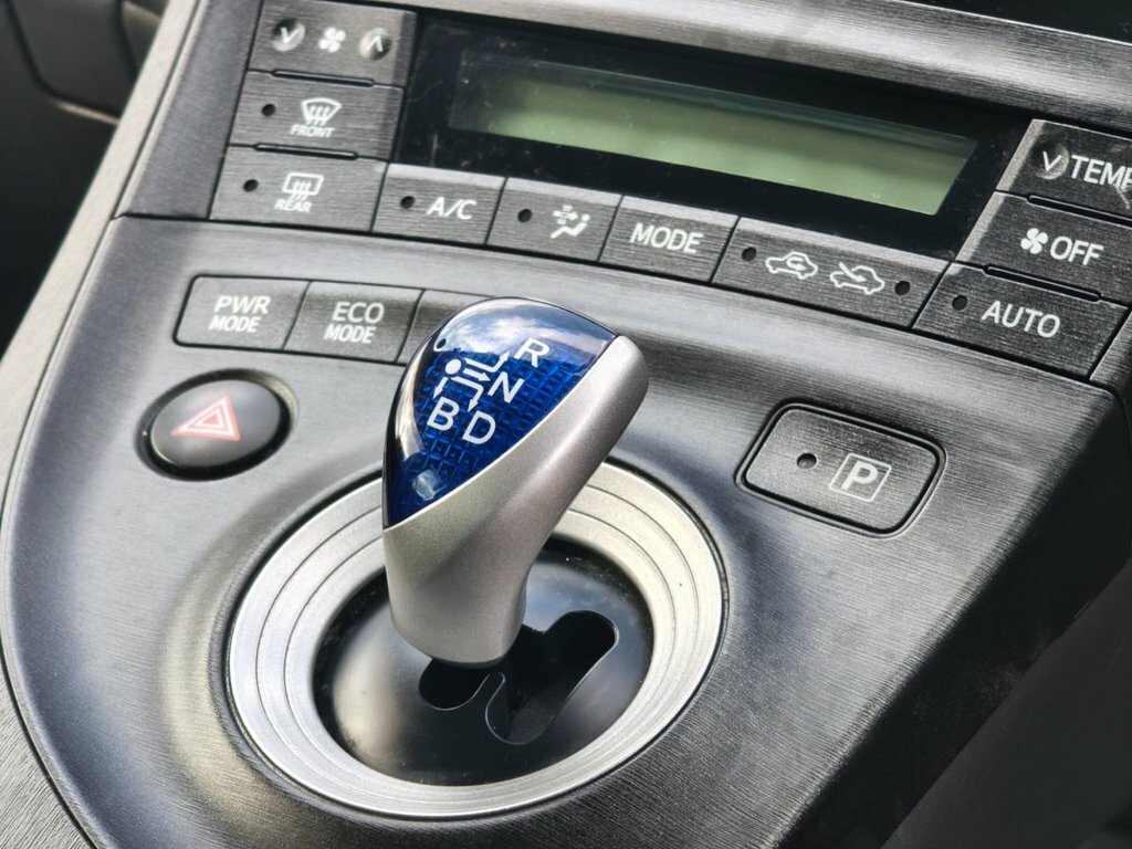 Toyota Prius 2.0 Phev Excel Cvt  #13