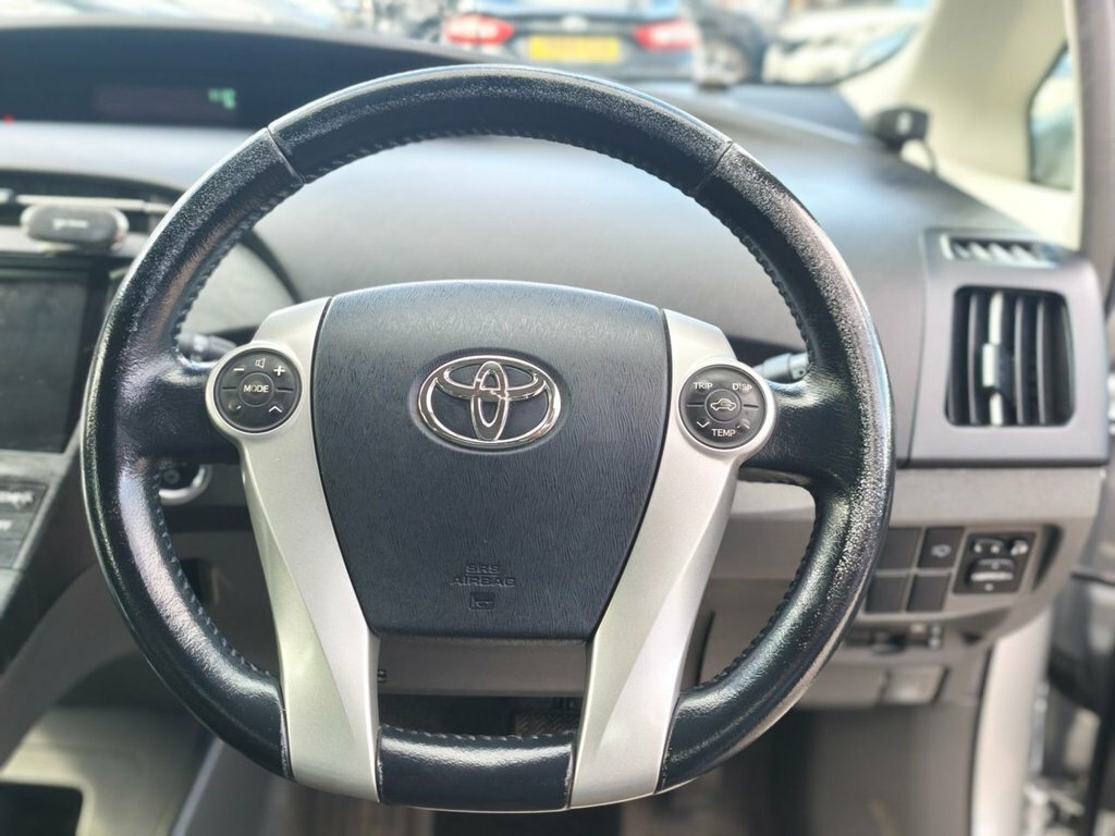 Toyota Prius 1.5L Null Silver #3
