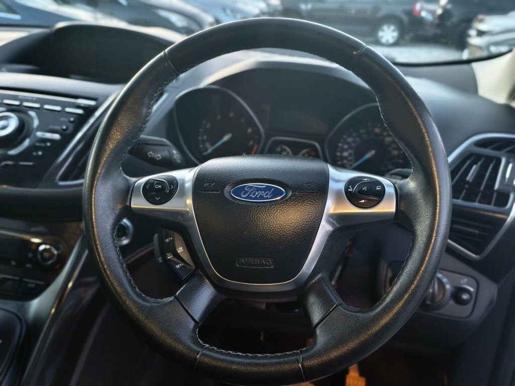 Ford Kuga 1.6L Titanium X YM14EZX White #3