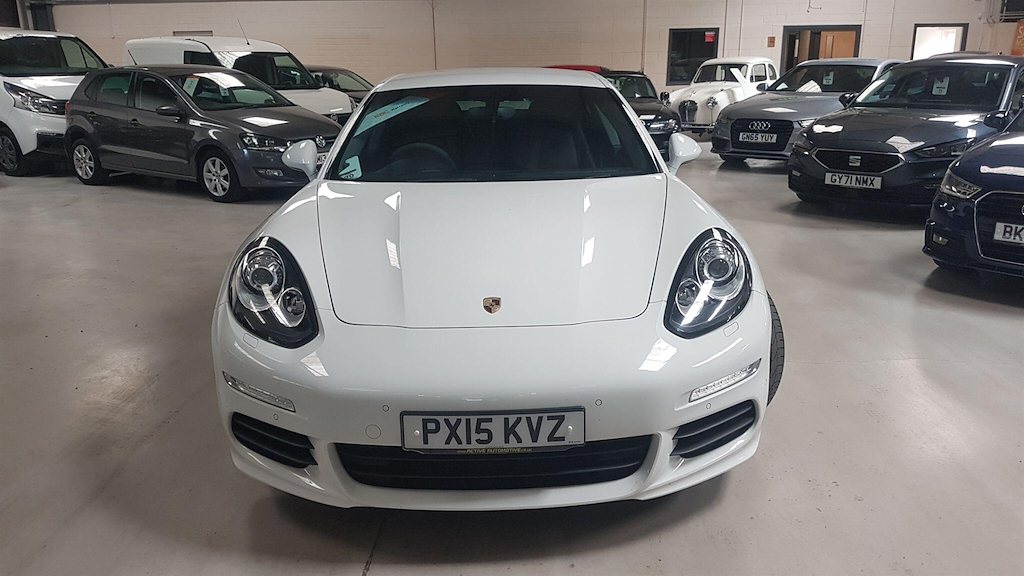 Porsche Panamera 3.0D V6 Tiptronics Euro 5 Ss PX15KVZ White #2