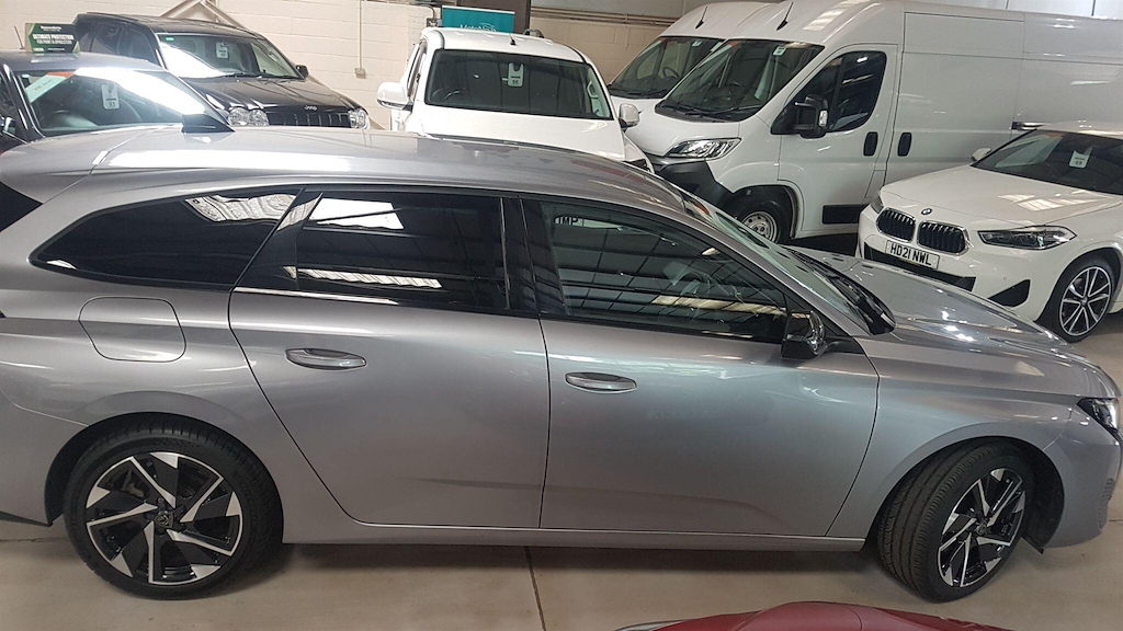 Peugeot 308 SW 1.2 Puretech Allure Premium Eat Euro 6 Ss KJ23VMD Grey #3