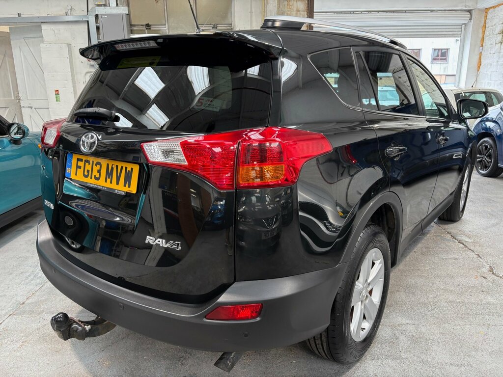 Toyota Rav 4 2.0 D-4d Invincible Suv 2Wd Euro FG13MVW Black #5