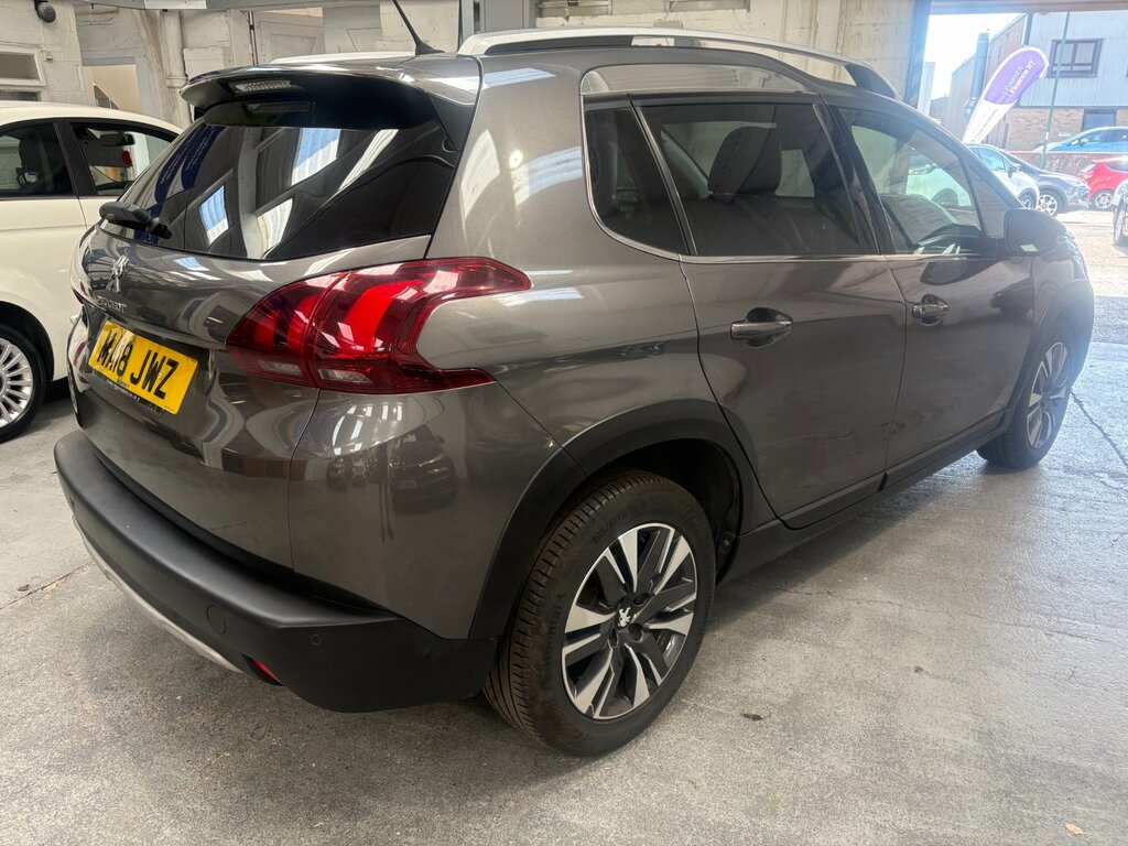 Peugeot 2008 1.2 Puretech Allure Suv Euro 6 MA18JWZ Grey #5