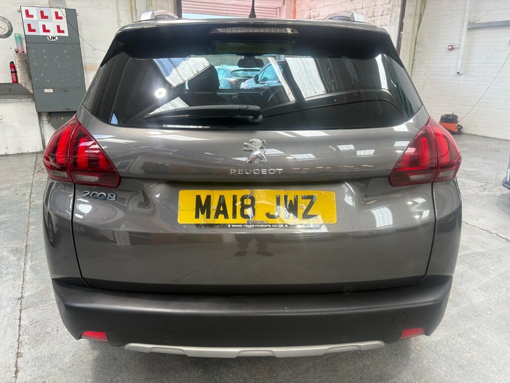 Peugeot 2008 1.2 Puretech Allure Suv Euro 6 MA18JWZ Grey #4