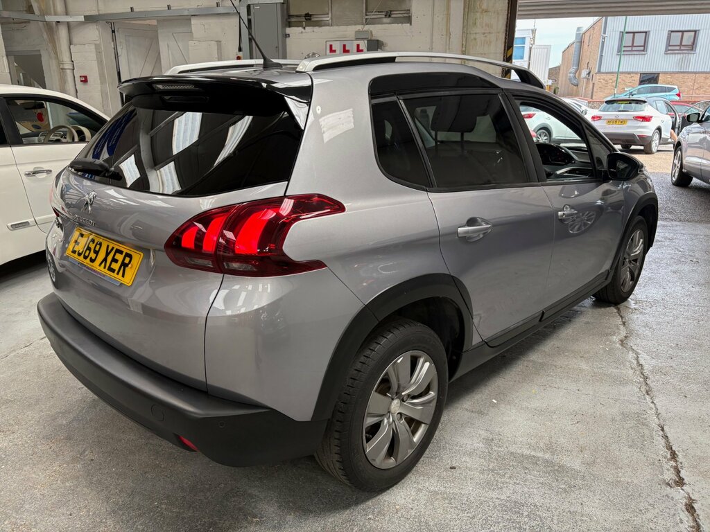 Peugeot 2008 1.2 Puretech Signature Suv Euro EJ69XER Grey #5
