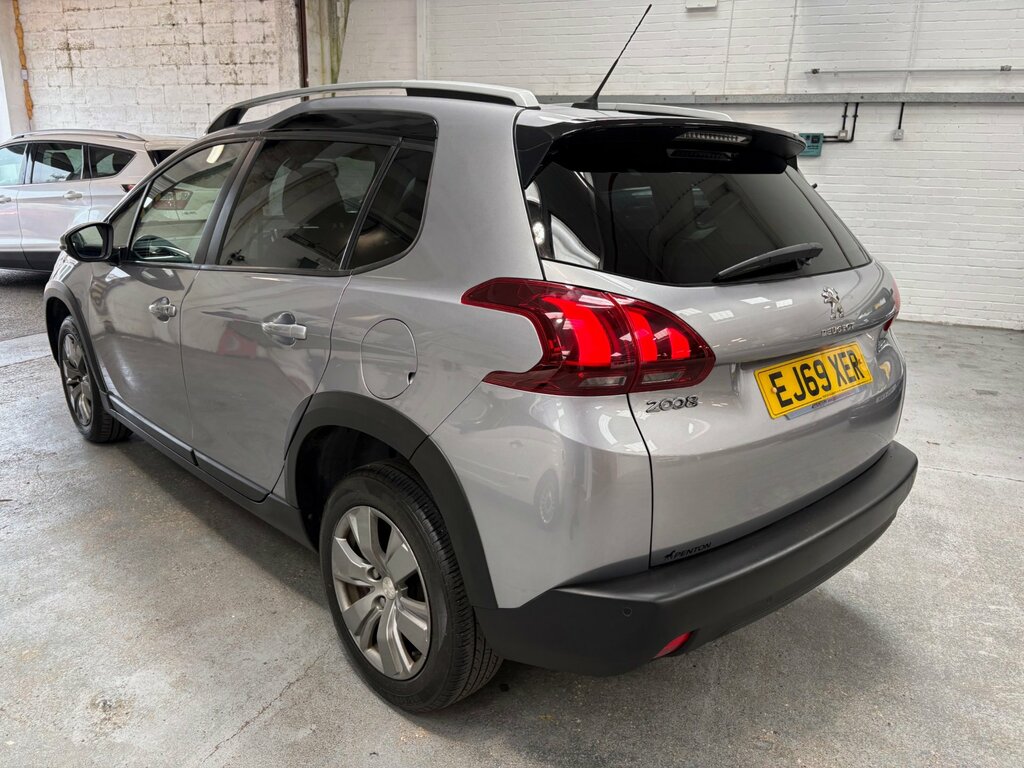 Peugeot 2008 1.2 Puretech Signature Suv Euro EJ69XER Grey #3