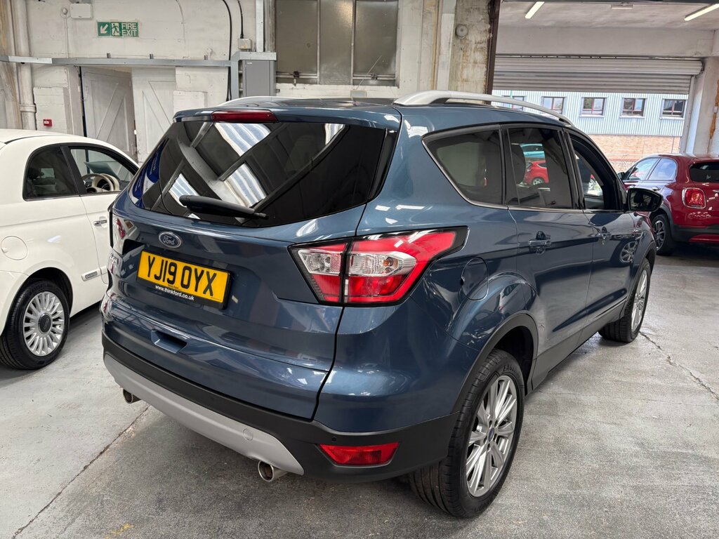 Ford Kuga 1.5 Tdci Ecoblue Titanium Edition Suv M YJ19OYX Blue #5