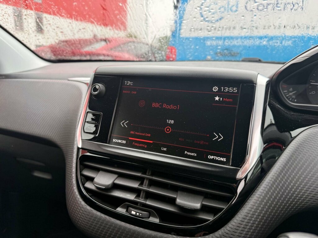 Peugeot 208 Active Black #6