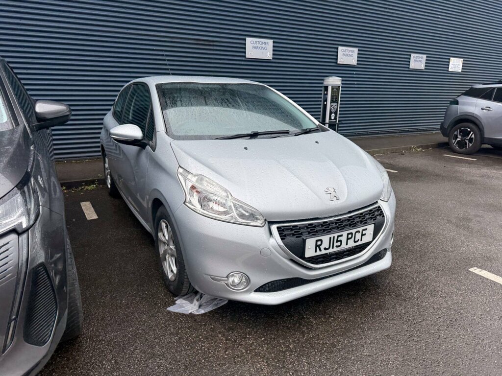 Peugeot 208 Access Ac Black #4