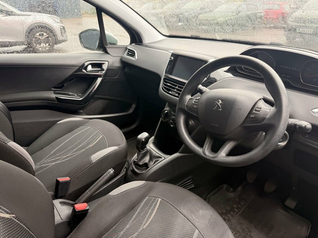 Peugeot 208 Access Ac Black #9