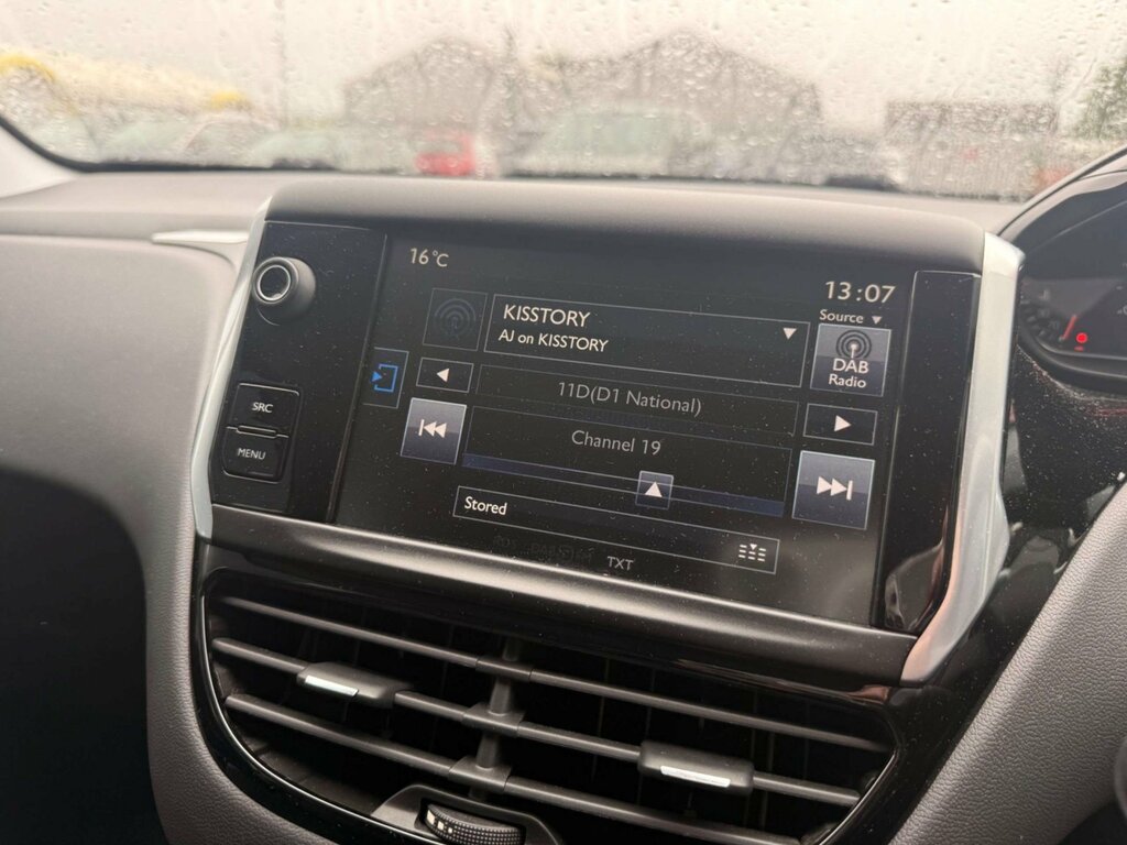 Peugeot 208 Access Ac Black #8