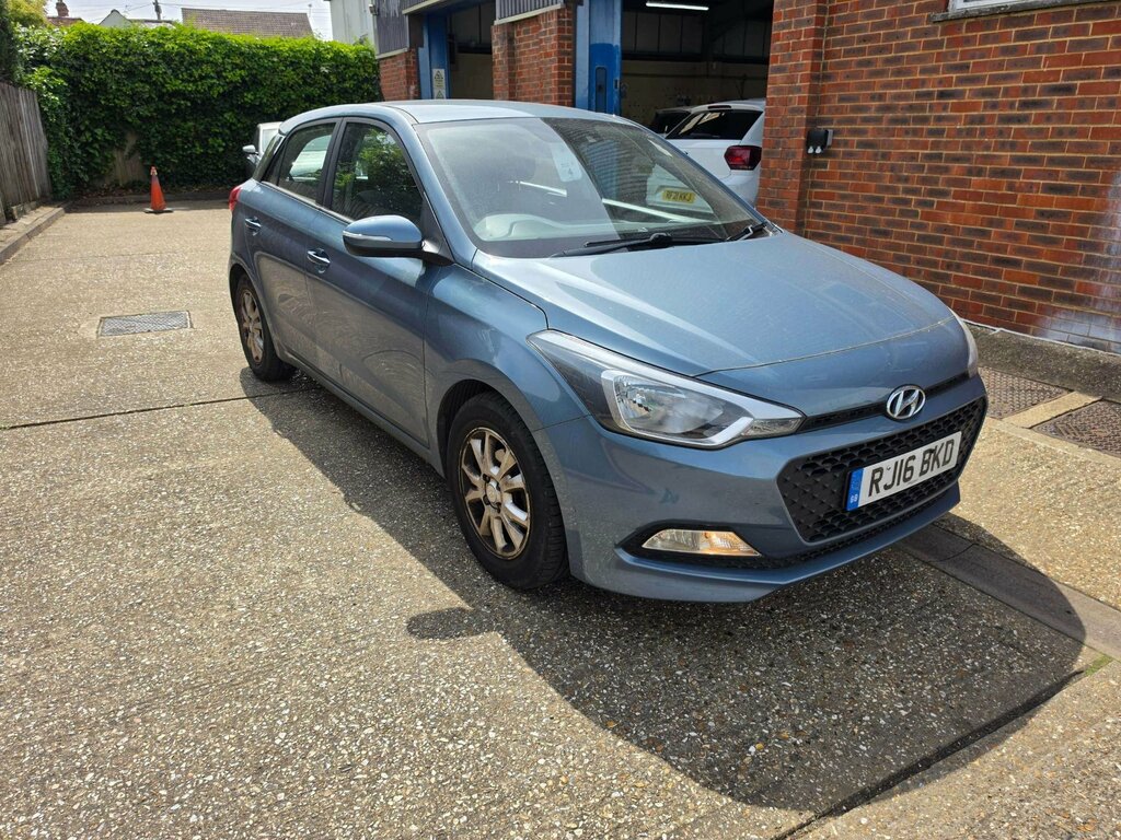 Hyundai I20 1.2 Blue Drive Se Hatchback Euro Blue #6