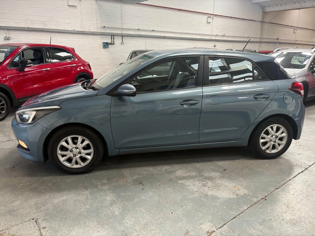 Hyundai I20 1.2 Blue Drive Se Hatchback Euro Blue