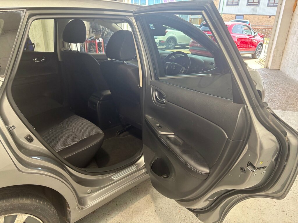 Nissan Pulsar 1.5L Tekna Black #12