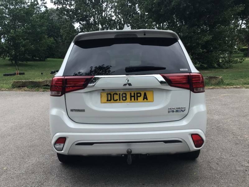 Mitsubishi Outlander 2.4 Phev 4H White #6