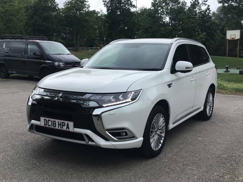 Mitsubishi Outlander 2.4 Phev 4H White #3