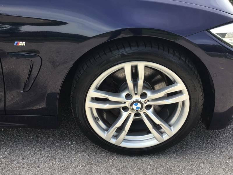 BMW 4 Series Convertible 2.0 Blue #31