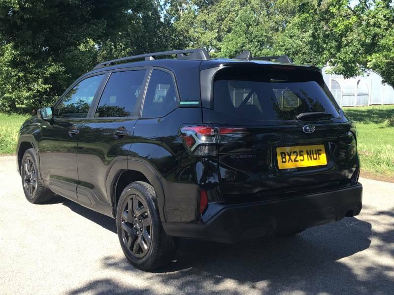 Subaru Forester 2.0I E-boxer Field Lineartronic Black #5