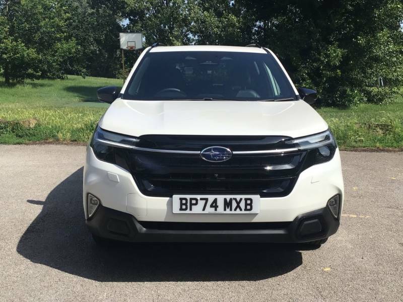 Subaru Forester 2.0I E-boxer Touring Lineartronic White #2