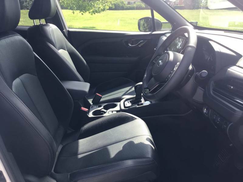 Subaru Forester 2.0I E-boxer Xe Premium Lineartronic Grey #18