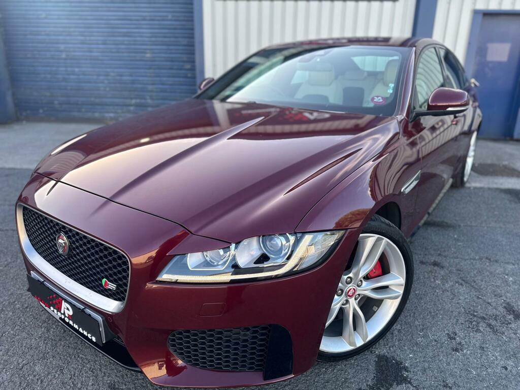Jaguar XF D V6 S Black #8