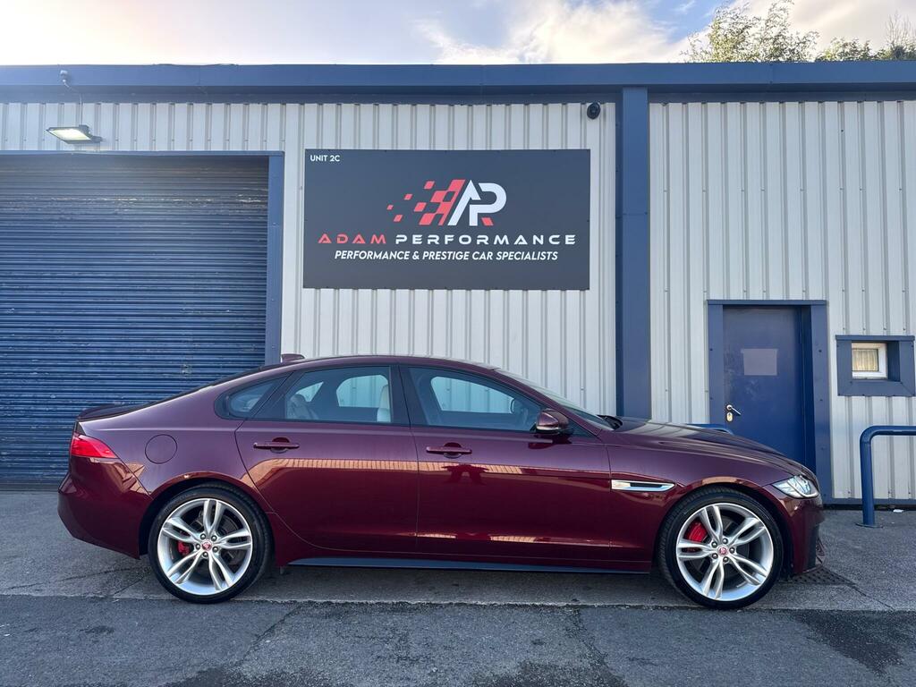 Jaguar XF D V6 S Black #12