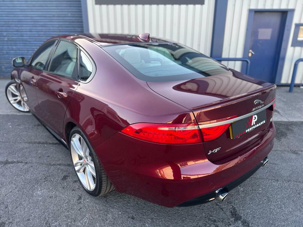 Jaguar XF D V6 S Black #10