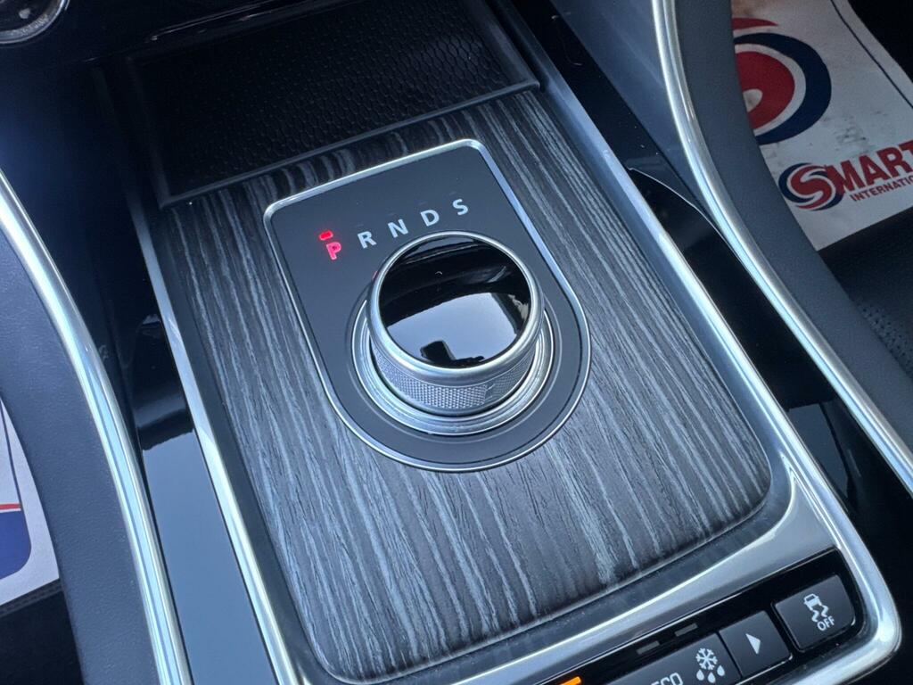 Jaguar XF D V6 S Black #18