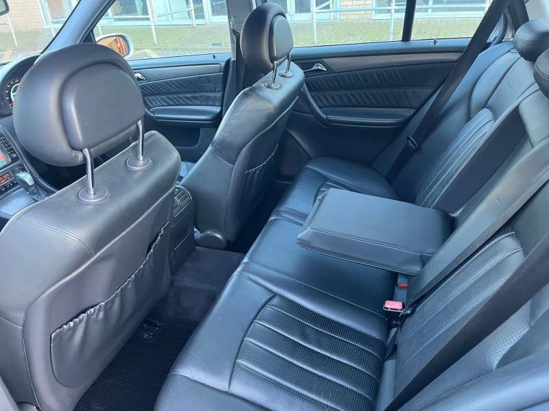 Mercedes-Benz C Class C200 Kompressor Elegance 4-Door Blue #18