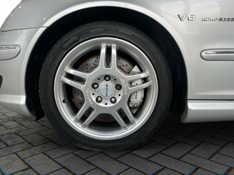 Mercedes-Benz C Class C200 Kompressor Elegance 4-Door Blue #28