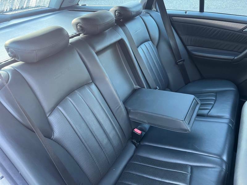 Mercedes-Benz C Class C200 Kompressor Elegance 4-Door Blue #17