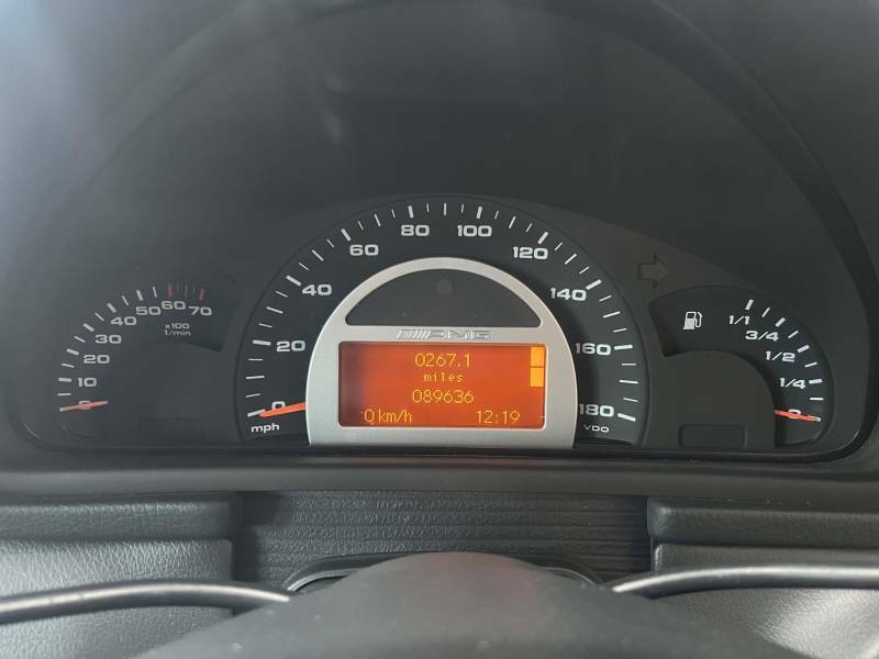 Mercedes-Benz C Class C200 Kompressor Elegance 4-Door Blue #32