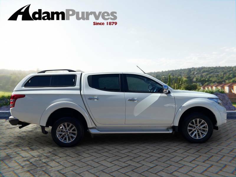 Mitsubishi L200 Double Cab Di-d 178 Warrior 4Wd White #6