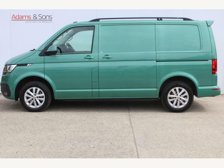 Volkswagen Transporter 2.0 Tdi T28 Highline Fwd Swb Euro 6 Ss DV22XBA Green #6